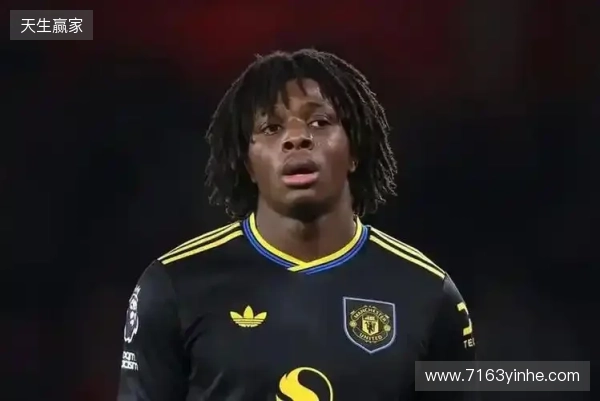 TA:曼联球员多古腿筋受伤,预计伤缺10周 TA:曼联球员多古腿筋受伤,预计伤缺10周